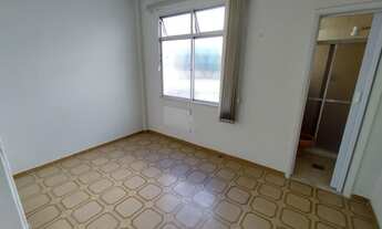 Imagem 4: Apartamento de 30 metros quadrados no bairro Catete com 1 quarto