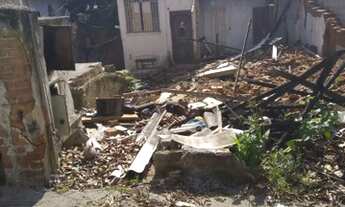 Imagem 5: Ótimo terreno na Penha, com maravilhosa localização !!! Ele tem 10 x 40 , com 400 m de áre