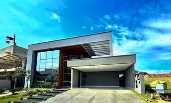 Imagem 2: Casa para venda tem 323 metros quadrados com 4 quartos em Jardins Itália - Goiânia - GO