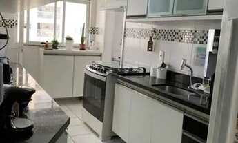 Imagem 7: Apartamento com 4 quartos sendo uma suíte, em 107m² com 2 vagas de garagem