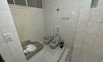 Imagem 7: VENDO casa grande no centro