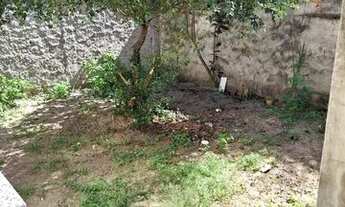 Imagem 3: Casa para aluguel possui 105 metros quadrados com 2 quartos em Santíssimo - Rio de Janeiro