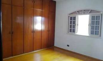 Imagem 6: Sobrado para aluguel tem 172 metros quadrados com 3 quartos