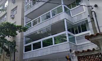 Imagem 2: Apartamento para aluguel possui 96 metros quadrados com 3 quartos em Botafogo - Rio de Jan