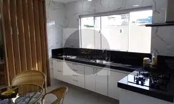 Imagem 6: Excelente casa colonial com 03 quartos, piscina de alvenaria, cozinha gourmet. Cond. Blue