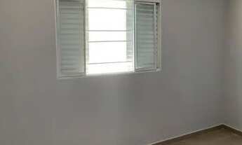 Imagem 7: Casa com 2 dormitórios sendo 1 suíte no Parque Roosevelt