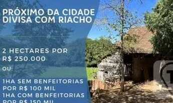 Imagem: Terra com galpão e estrebaria