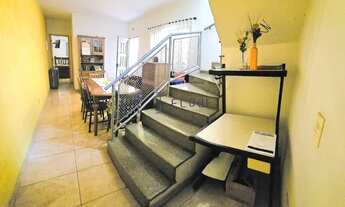 Imagem 4: Casa250m²contendo 4 dormitórios sendo 1 suíte e 2 vagas- Jabaquara