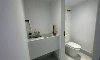 Imagem 5: Casa moderna em condomínio fechado de alto padrão no Ecoville com 03 suítes