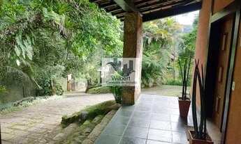 Imagem 4: Casa para venda com 365 metros quadrados com 3 quartos em Bingen - Petrópolis - RJ