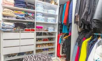 Imagem 5: Casa para Venda - 240m², 3 dormitórios, sendo 1 suites, 3 vagas - Partenon