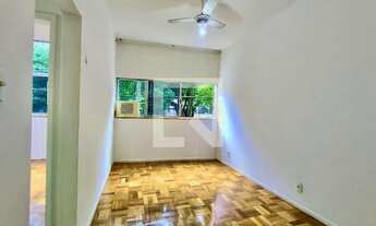 Imagem 2: Apartamento para Aluguel - Leblon, 2 Quartos, 70 m2