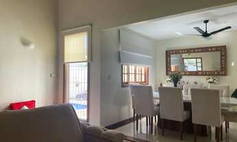 Imagem 2: Casa para aluguel possui 130 metros quadrados com 3 quartos em Itaipu - Niterói - RJ