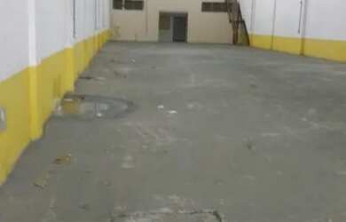 Imagem 2: Aluga-se Galpão com 784 m², na Av. Santa Cruz em Realengo