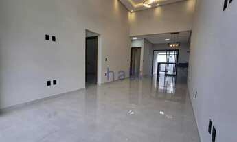 Imagem 4: Casa com piscina em condomínio fechado