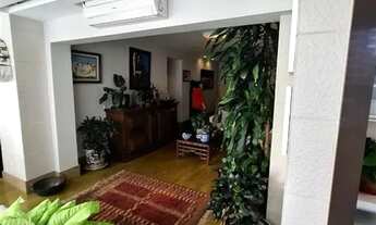 Imagem 3: Seu Refúgio de Luxo à Beira-Mar na Barra da Tijuca!