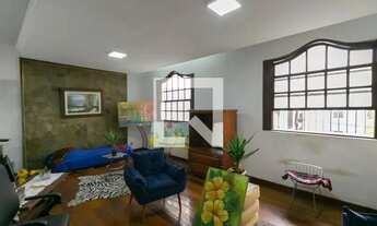 Imagem: Casa à Venda - Sagrada Família, 4 Quartos