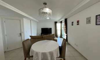 Imagem 2: Apartamento para Venda em Macaé, Glória, 4 dormitórios, 1 suíte, 3 banheiros, 2 vagas