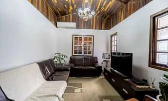 Imagem 6: Casa para venda em Parque Rincão de 240.00m² com 3 Quartos, 1 Suite e 5 Garagens