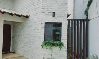 Imagem: IMPERDÍVEL Casa Térrea Reformada com