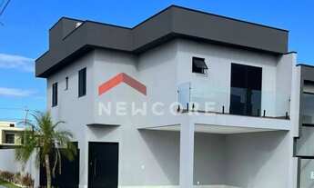 Imagem: Casa de condomínio em Avenida Luiz Greco