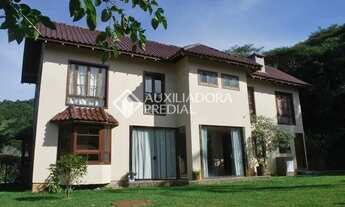 Imagem: Casa em Condomínio Fechado