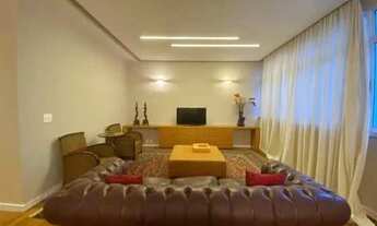 Imagem 2: Cobertura triplex para aluguel e venda tem 370 metros quadrados com 5 quartos