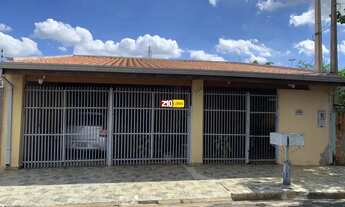 Imagem: EXCELENTE CASA À VENDA COM 3 DORMITÓRIOS