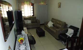 Imagem 2: Casa para Venda em Belo Horizonte, Santa Mônica, 3 dormitórios, 1 suíte, 3 banheiros, 2 va