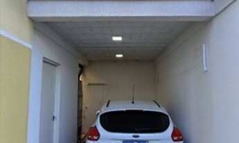 Imagem 2: Sobrado em Canoas no Bairro Fátima, 2 dormitórios, uma vaga e churrasqueira