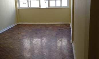 Imagem: Ótimo apto. De 2 quartos com dependências