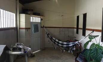 Imagem 2: Casa à Venda no Bairro Orlando Dantas, Aracaju-SE