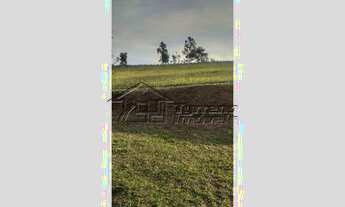 Imagem: Bonito Terreno em Condominio