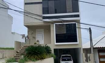 Imagem 2: ALUGA Casa em condomínio com 4 dormitórios