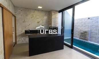 Imagem 6: Casa de Rua - Casa 3 quartos, sendo 3 suítes