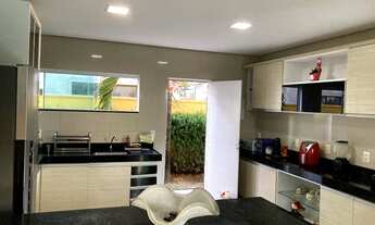 Imagem 6: Casa Duplex à venda no Alphaville Eusébio, 3 amplas suítes, varanda gourmet, 4 vagas