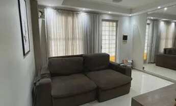 Imagem 2: Casa para venda possui 50 metros quadrados com 3 quartos em Aclimação - São Paulo - SP