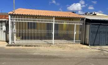 Imagem 2: Vendo otima casa em samambaia na Qr321 com 3 quartos.