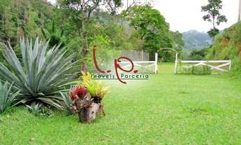 Imagem 6: Charmosa Propriedade em Areal, 21.000m², 6 Suítes, Local Seguro e Área de Lazer Completa