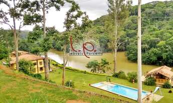 Imagem 7: Charmosa Propriedade em Areal, 21.000m², 6 Suítes, Local Seguro e Área de Lazer Completa