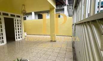 Imagem 3: Aluga Casa no Parque 10, 3 dormitórios, sendo 2 suítes e 2 vagas de garagem