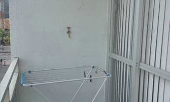 Imagem 3: Apartamento para venda possui 90 metros quadrados com 3 quartos em Enseada - Guarujá - SP