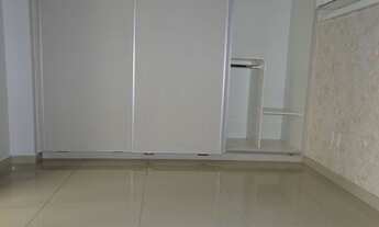 Imagem 6: Excepcional, com 114 m2 extremamente funcional, ótima varanda com linda vista, e 3 garage