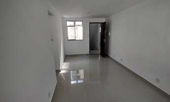 Imagem 3: Apartamento para aluguel possui 50 metros quadrados com 2 quartos em Taquara - Rio de Jane