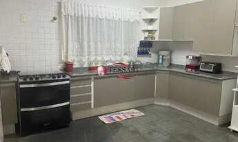 Imagem 3: Aluga-se casa com 3 suítes (c/ ar-condicionado), 3 salas grandes, cozinha, lavanderia, esc