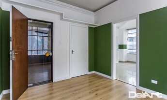 Imagem 4: Escritório para venda tem 58 metros quadrados com 3 quartos em Centro - Curitiba - PR