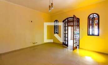 Imagem 6: Casa para Aluguel - Vila Yara, 2 Quartos, 234 m2