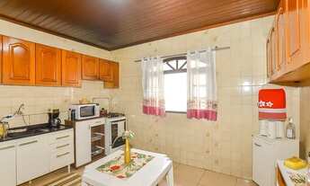 Imagem 6: Casa para venda tem 229 metros quadrados com 3 quartos em Cidade Industrial - Curitiba - P