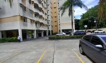 Imagem 2: Vendo Apartamento no Residencial Itapoã Parque Dez, em frente ao fazendário