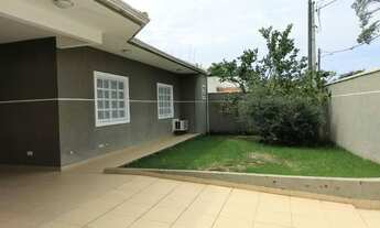 Imagem 2: Casa com 5 dormitórios( sendo que 03 são suítes) para alugar, 150 m² por R$ 1.400/dia - At